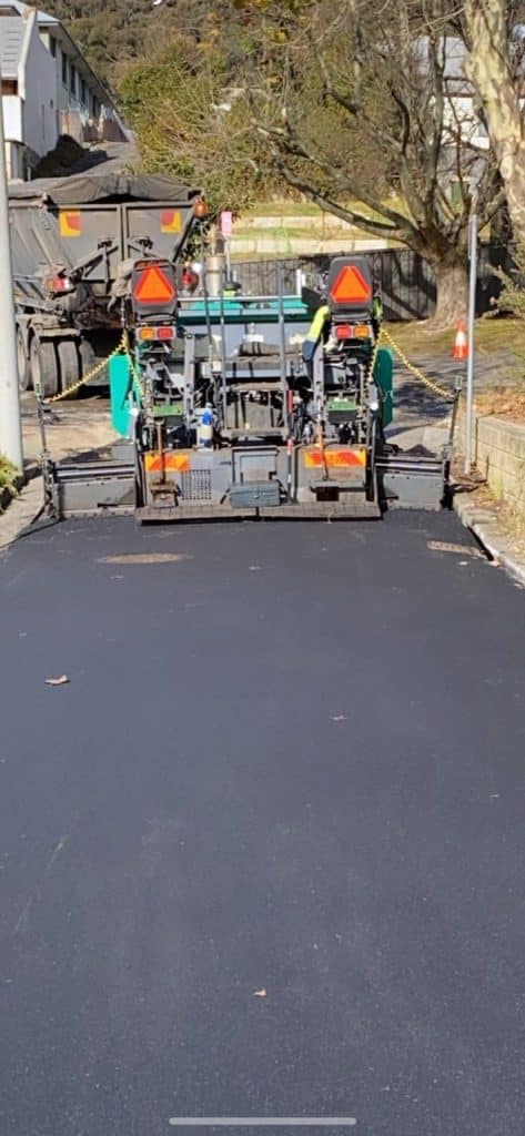 Asphalt overlay of laneway job location – Short Street Lithgow NSW